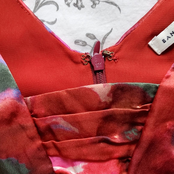 Silk Banana Republic sz14 dress - Picture 7 of 7